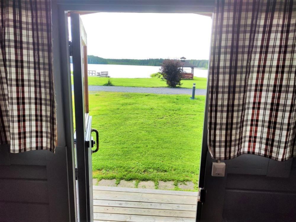Tastulan Lomakylae Hotel Kaustinen Eksteriør billede