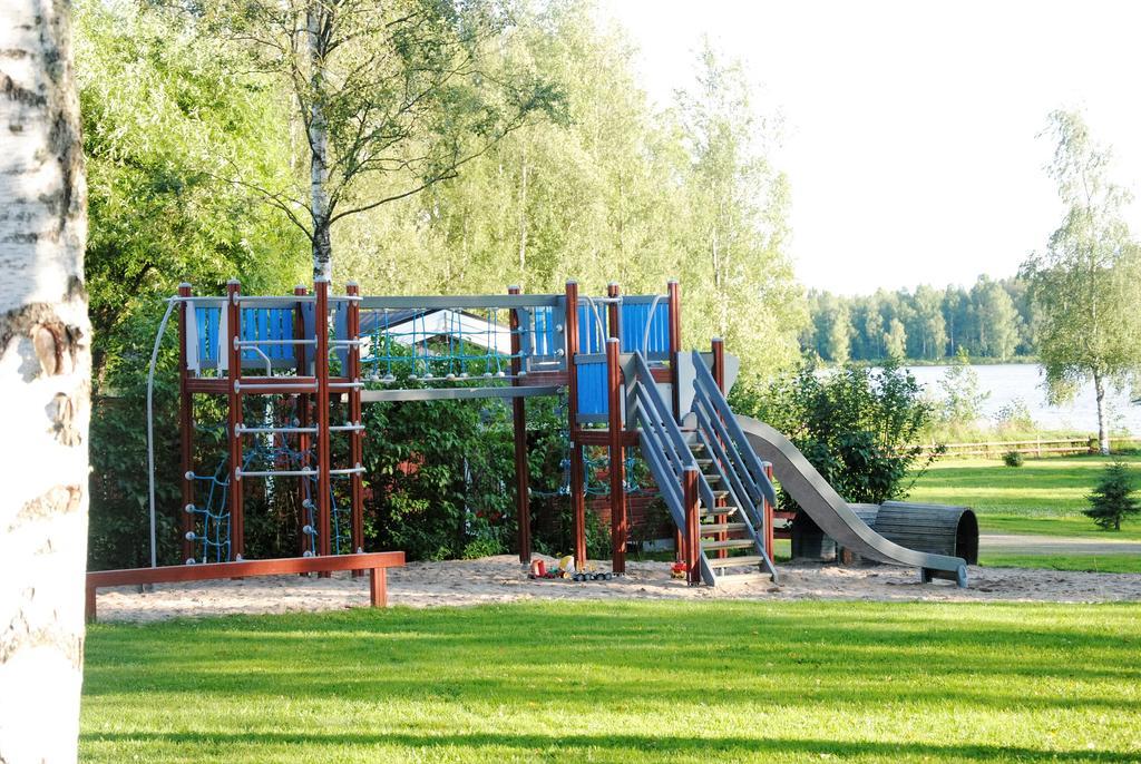 Tastulan Lomakylae Hotel Kaustinen Eksteriør billede