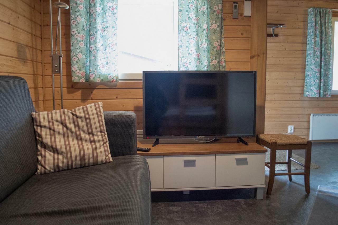 Tastulan Lomakylae Hotel Kaustinen Eksteriør billede
